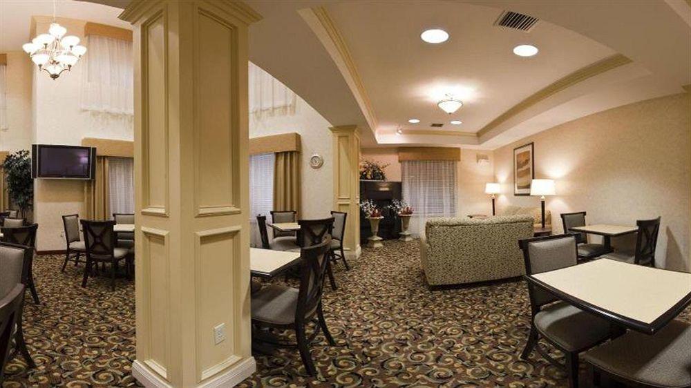 Holiday Inn Express Hotel & Suites Muskogee By Ihg Luaran gambar